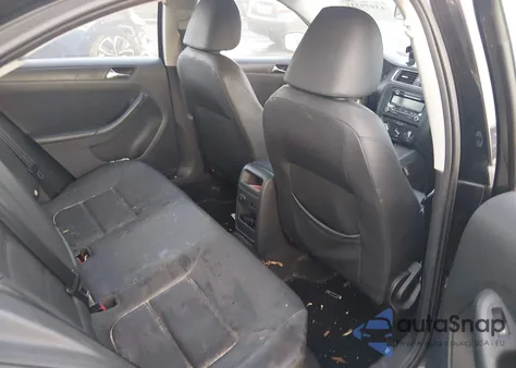 2011 Volkswagen Jetta 2.5L Se z USA, uszkodzony, nr VIN 3VWDZ7AJXBM335514